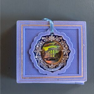 White House Christmas Ornament 2009
